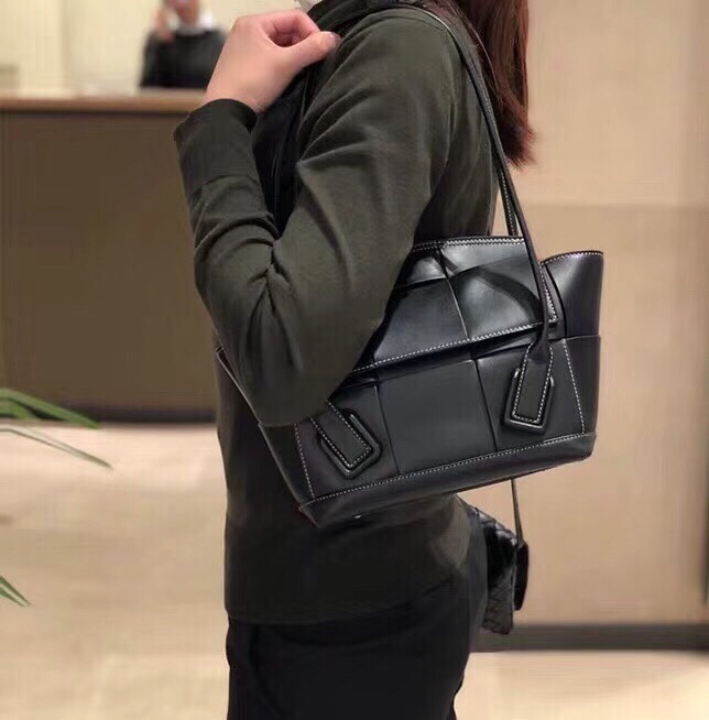 202511921114953