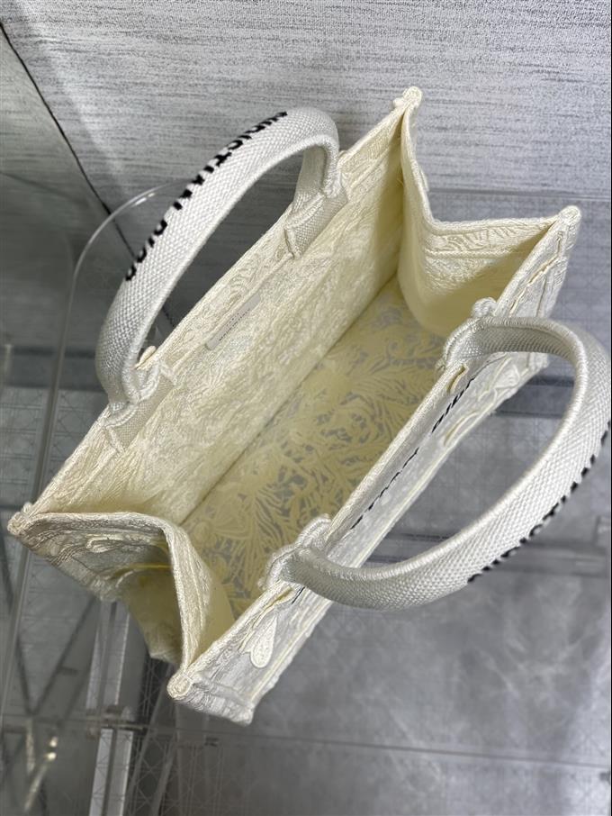 2025228Y450P212149489