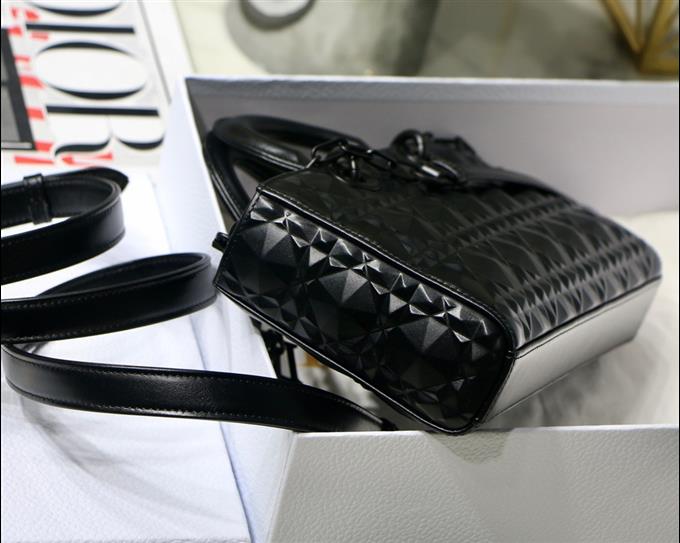 2025228Y700P204514827
