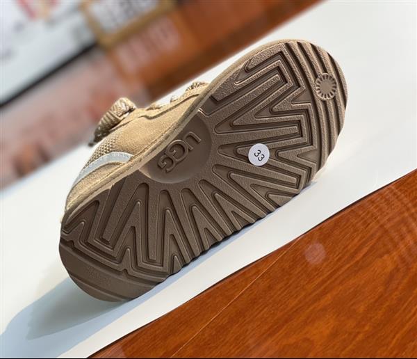 Ugg